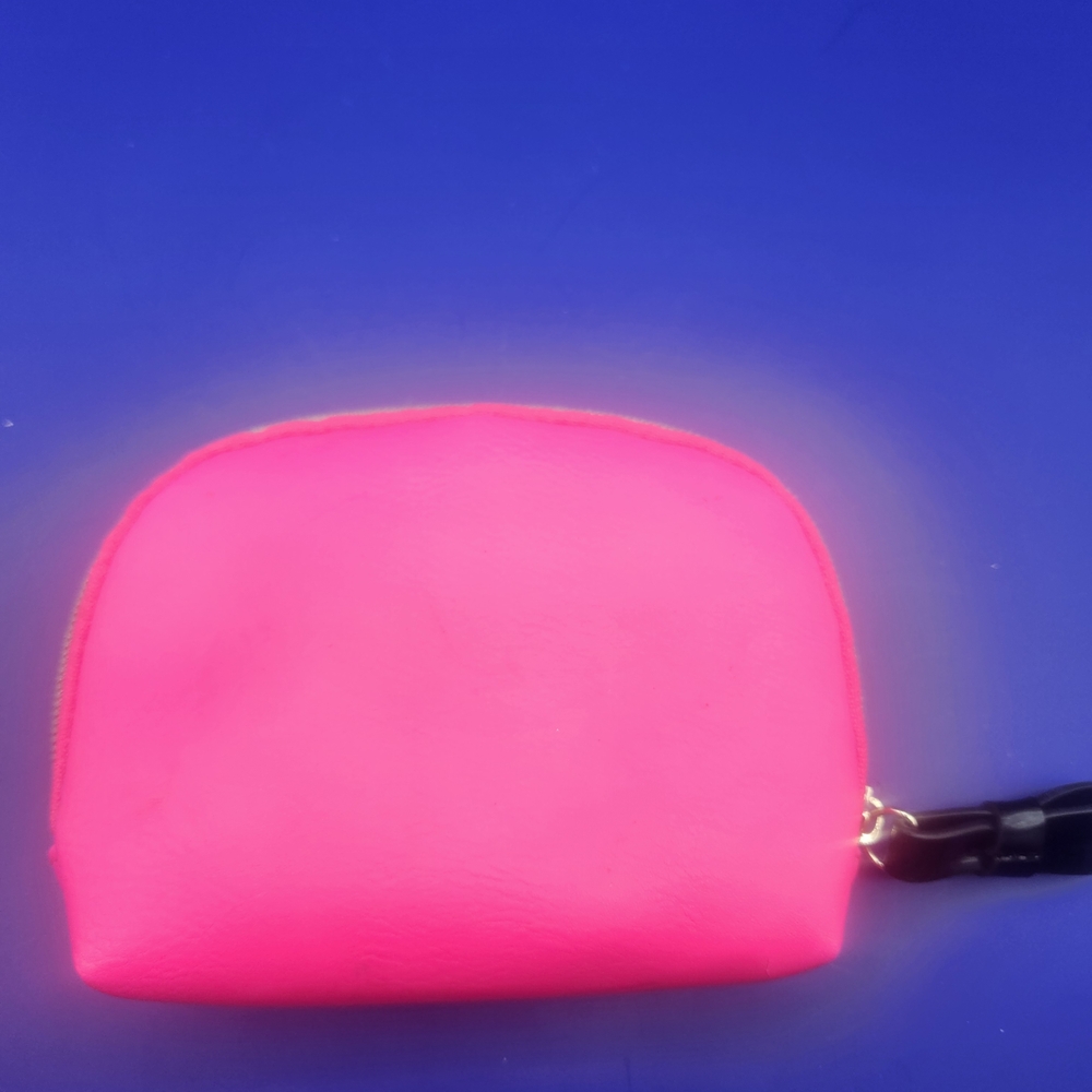 SOLD.3 Piece Pink & Gold Pouch Set.SOLD - Picture 11 of 16